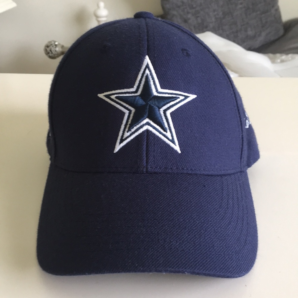 AUTOGRAPHED Ezekiel Elliot Dallas Cowboys Hat